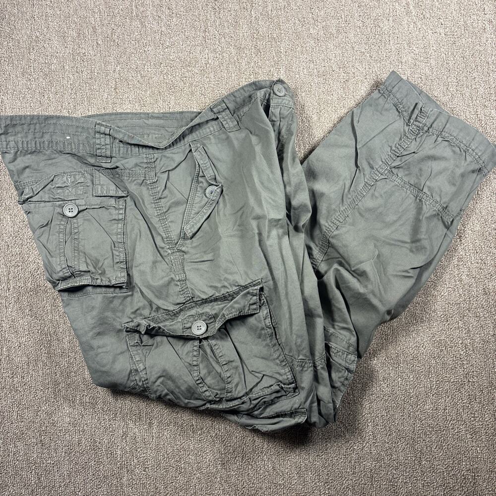 Vintage Swiss Cross Men’s Cargo Pants Green 36x30 Clean Soft Y2K